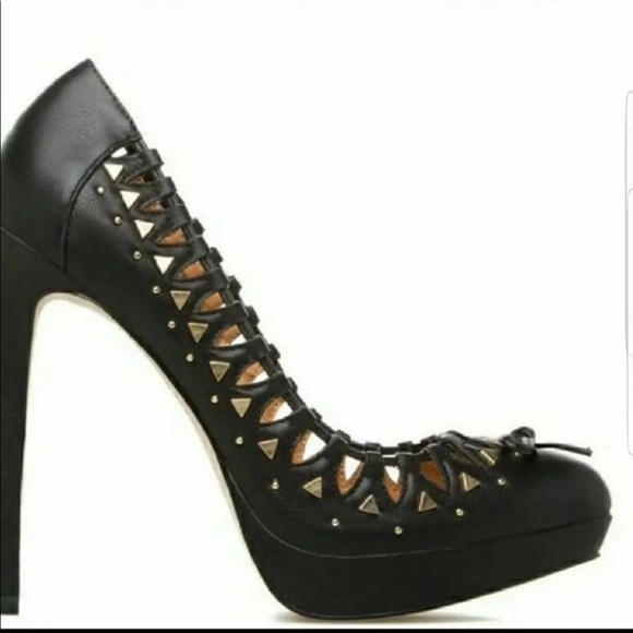 Shoe Dazzle Jordian Heels - Picture 2 of 4